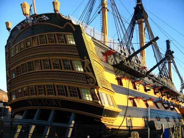 Photo image of HMS Victory's stern, featuring the Captain's Cabin