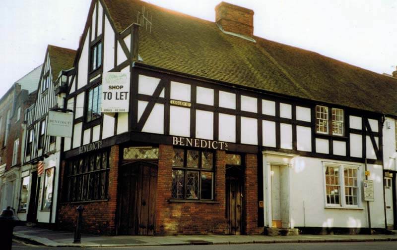 Photo image of most haunted house in Newport. Number 28 Holyrood Street. Old Sun Inn.