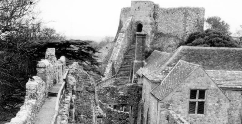 Photo Image of Carisbrooke Castle Battlements above King Charles' prison room.